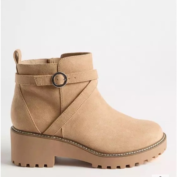 Torrid Buckle wedge boot - Picture 2 of 5